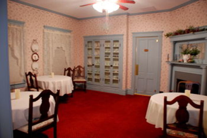 Breakfast/Coffee Service 9 of 45