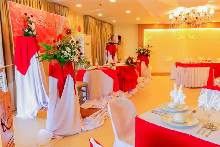 Banquet hall