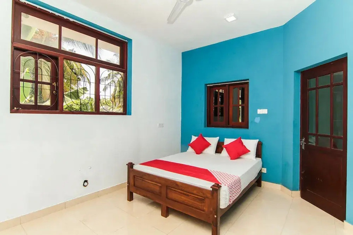 Room 8 of 22