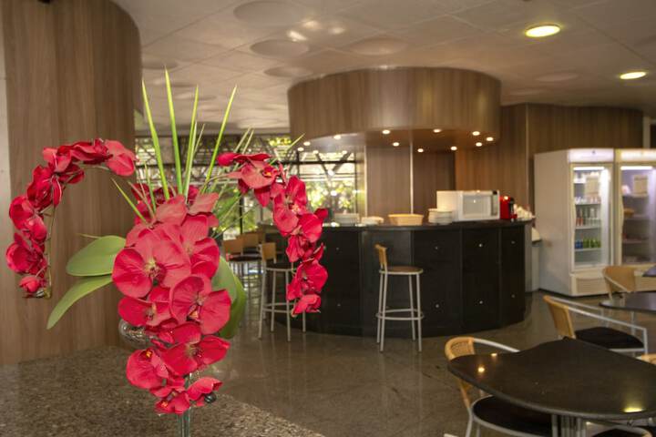 Guest Lobby