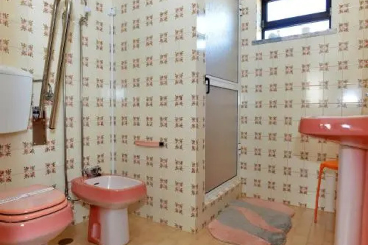 Room 7 of 7