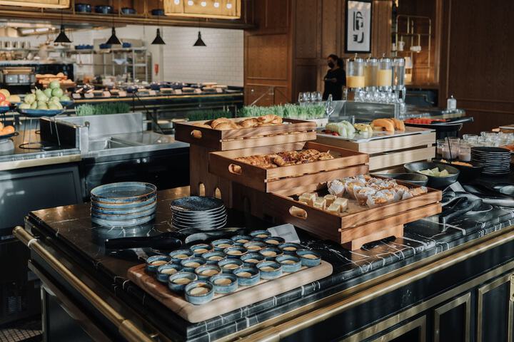 Dining 69 of 92