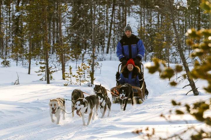 Snow and ski sports
