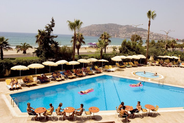 Pool Hotel