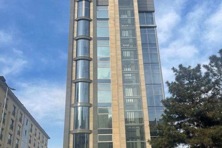 Hotel 77 of 80