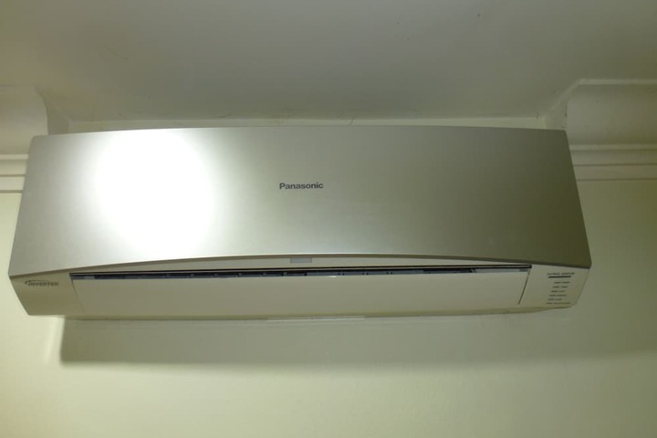 Room 10 of 24