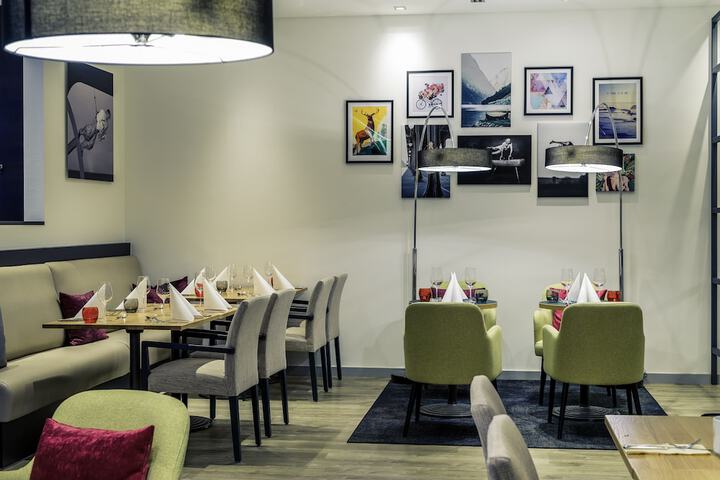 Dining 65 of 130