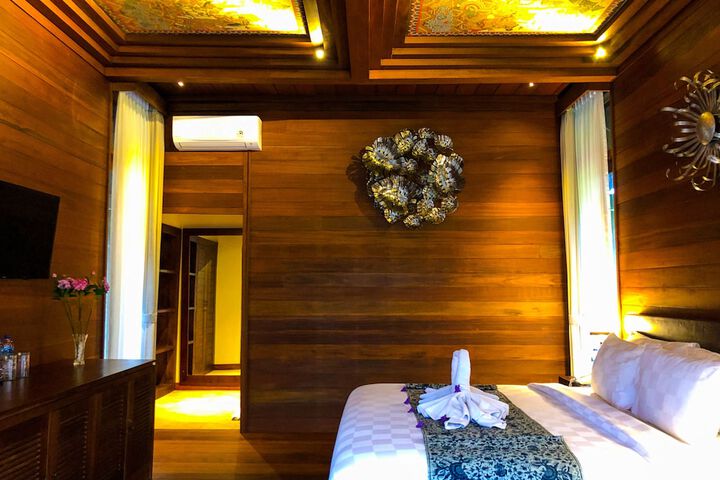Room 25 of 130