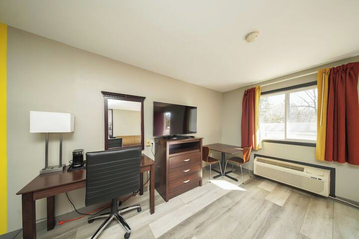 Room 16 of 71