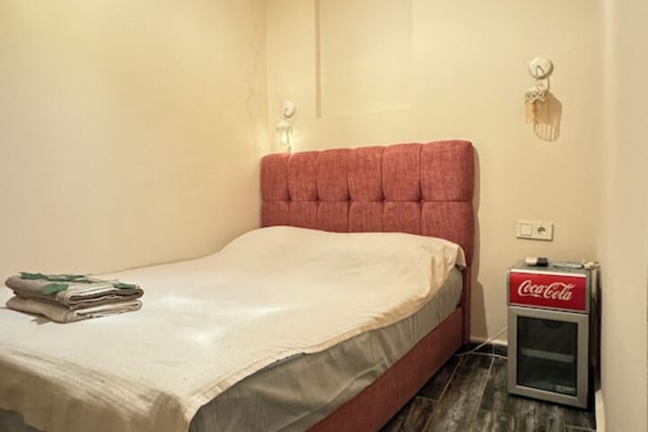 Room 17 of 23