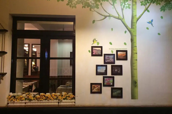 LADOPHAR HOTEL