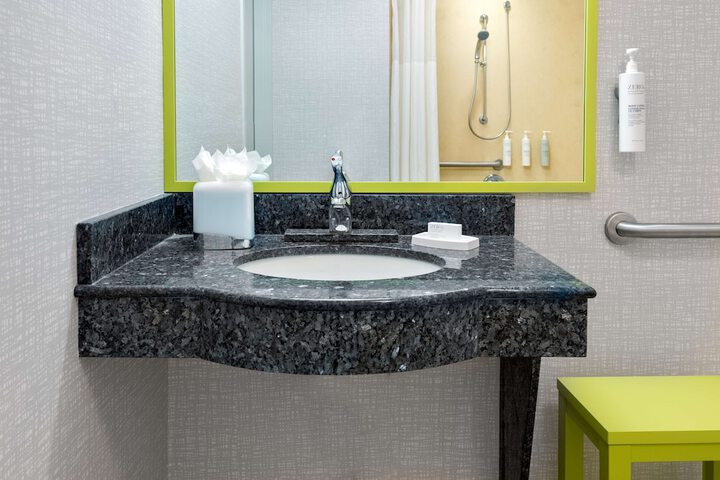 Bathroom shower