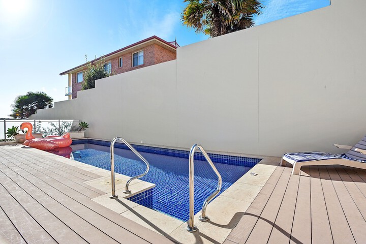 Hotel with Pool
