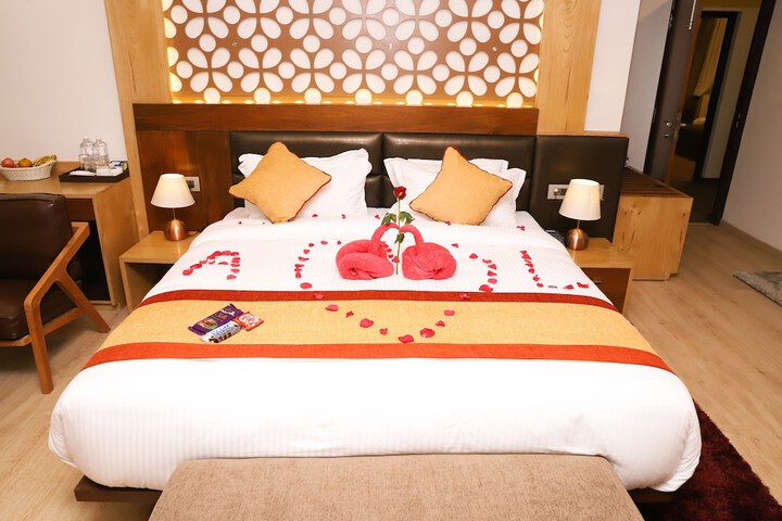 Retro Hotel and Spa