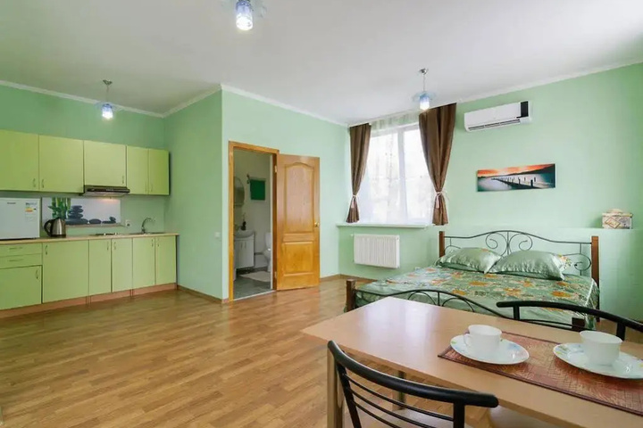 Room 3 of 15