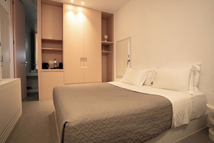 Room 36 of 171