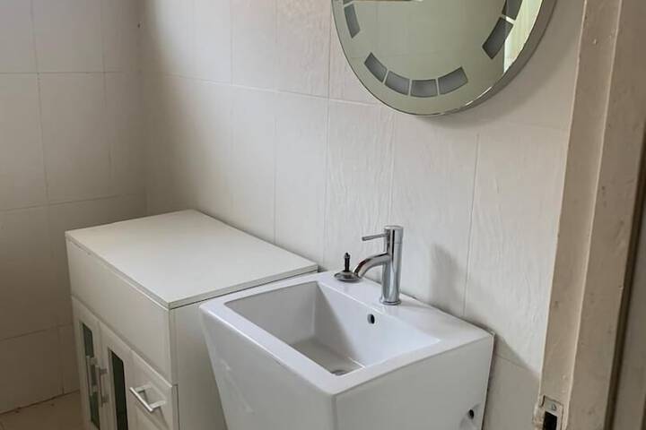 Room 14 of 46