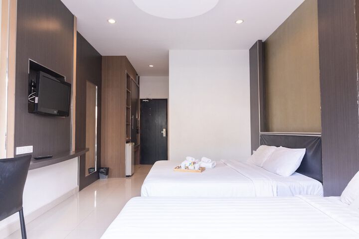 Room 37 of 140