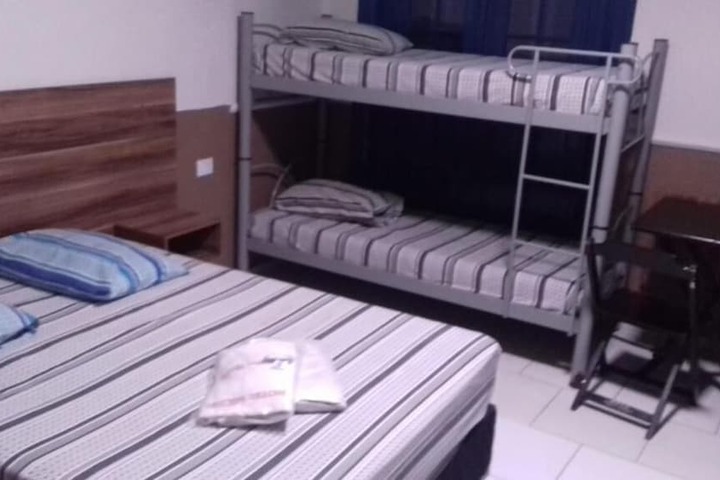 Room 4 of 38