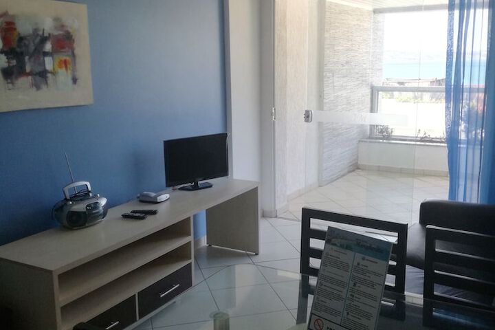 Room 28 of 74