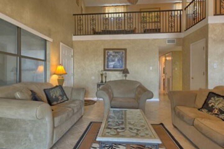 Room 12 of 26