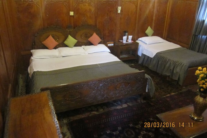 Room 6 of 36