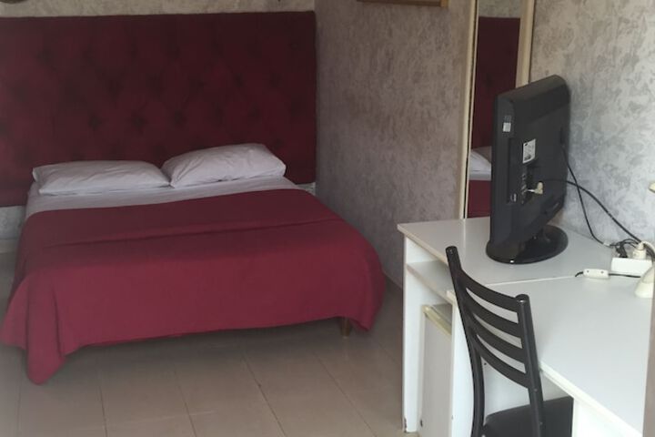 Room 13 of 31