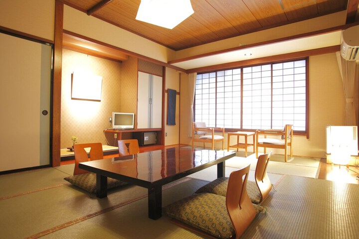 Room 12 of 54