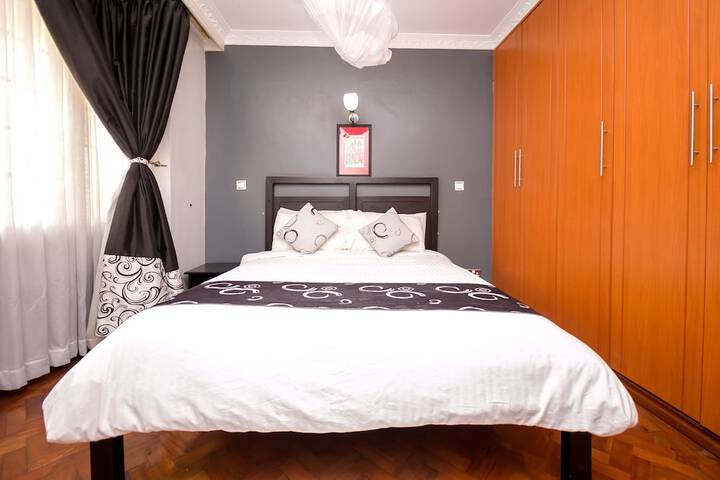 Room 18 of 87
