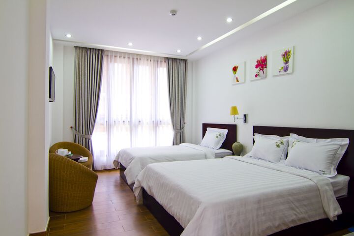 Room 3 of 47