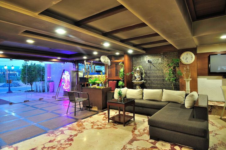 Hotel Interior 3 of 31