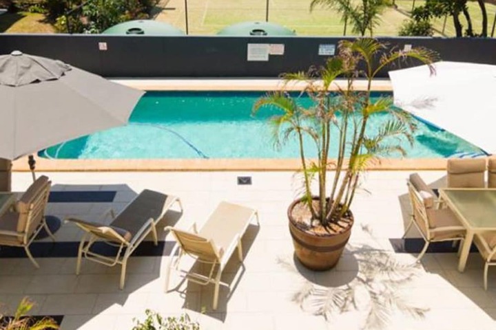 Pool 19 of 23