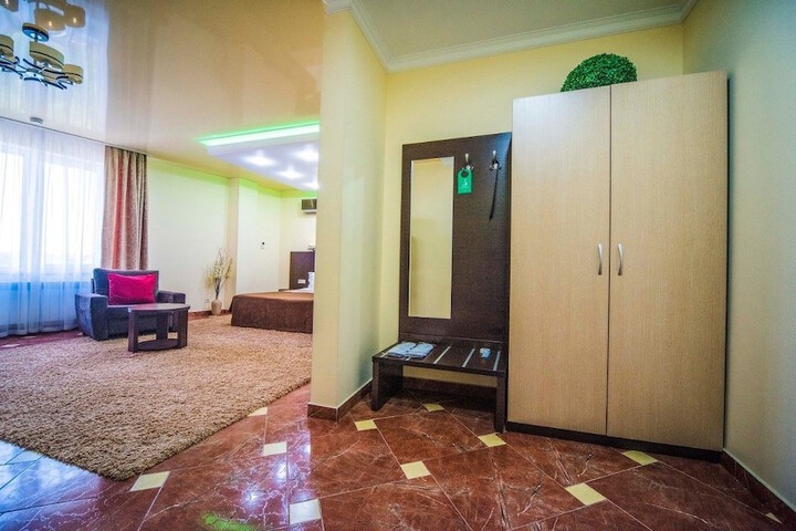 Room 15 of 35