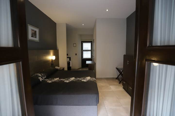 Room 19 of 54