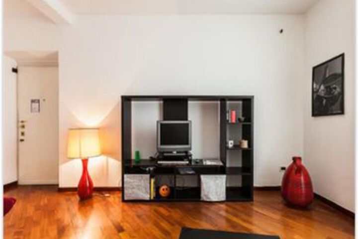 Room 27 of 33
