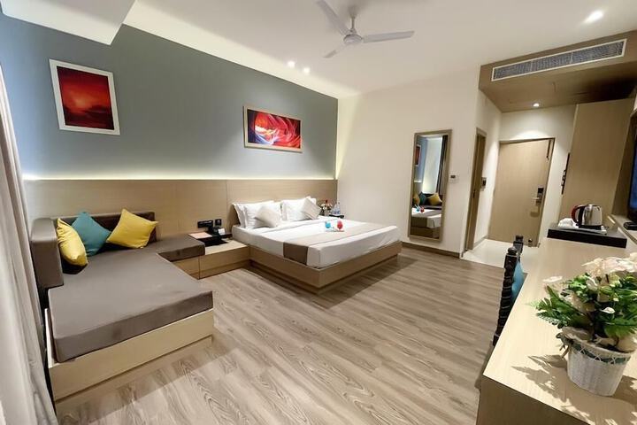 Room 8 of 21