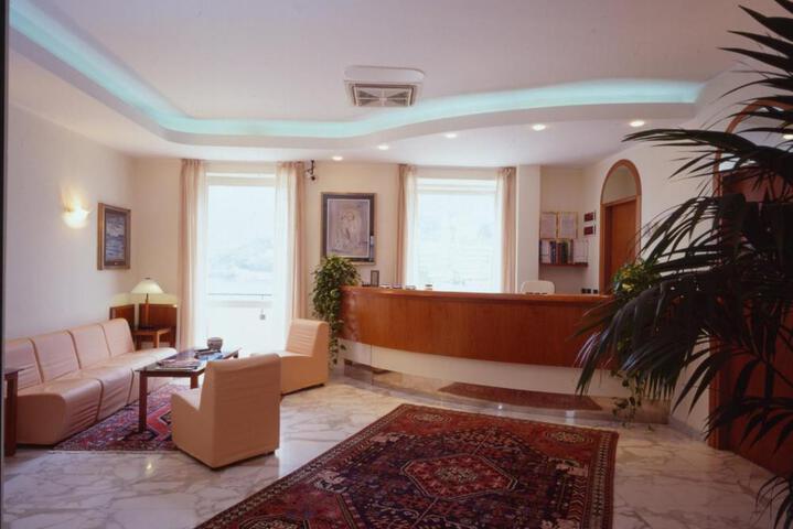 Photo 30