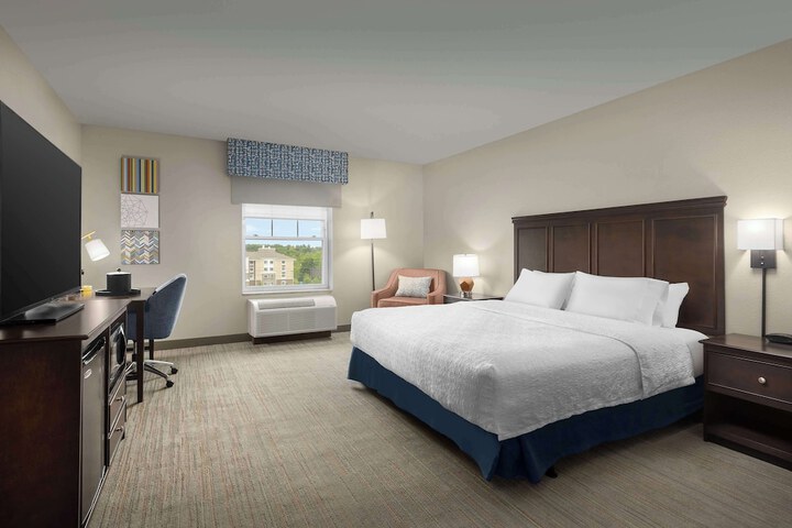 Room 15 of 28