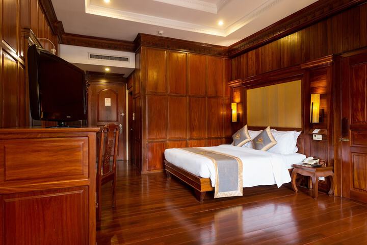 Room 45 of 145