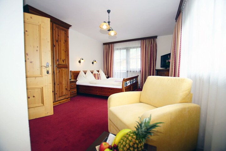 Room 15 of 43