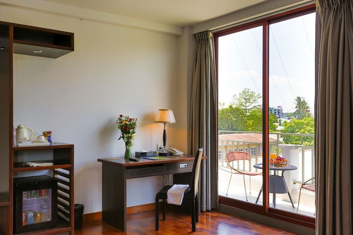 Room 44 of 78