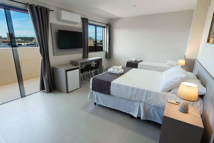 Room 12 of 24
