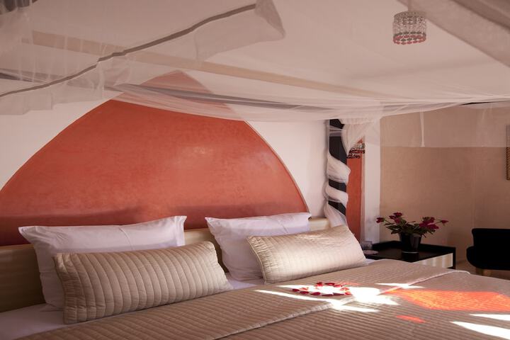 Room 9 of 42