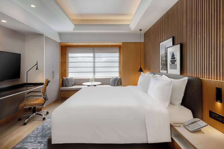 Room 40 of 133