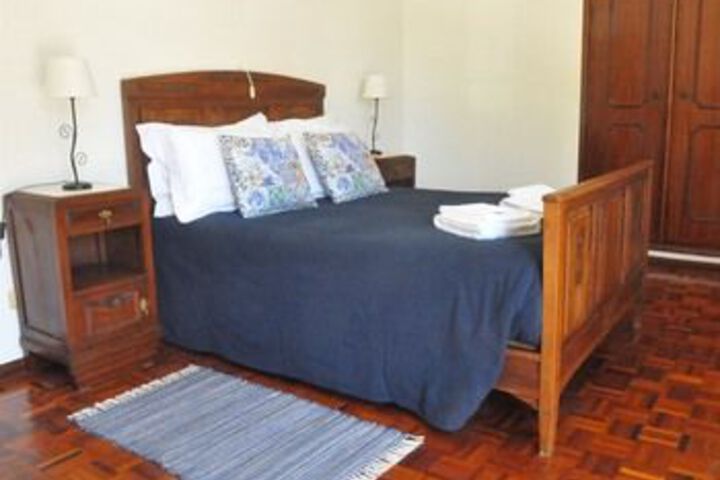 Room 8 of 19