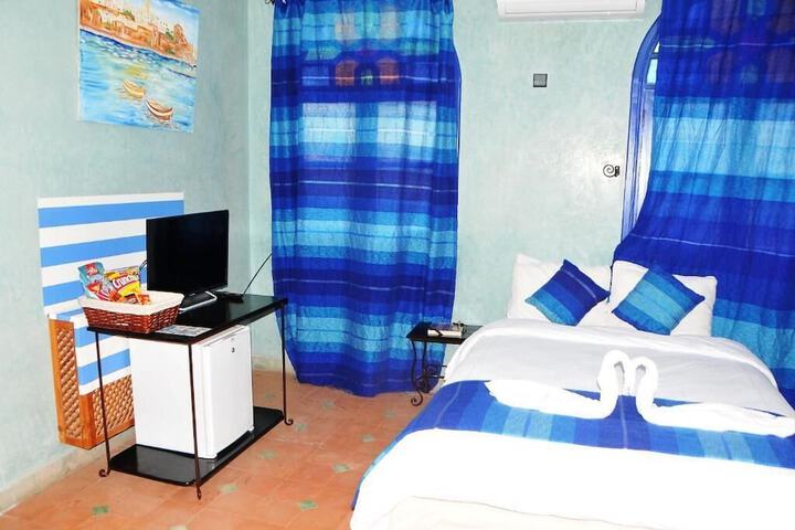 Room 3 of 57