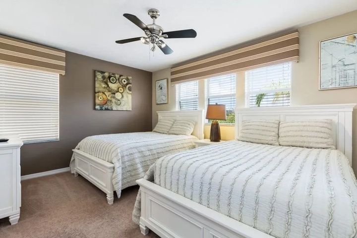 Room 2 of 21