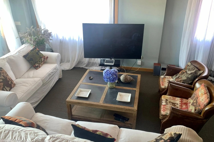 Room 5 of 19