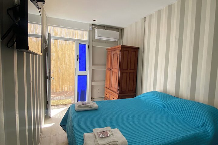 Room 5 of 13