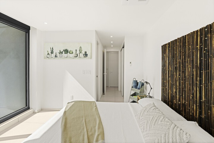 Room 74 of 1000